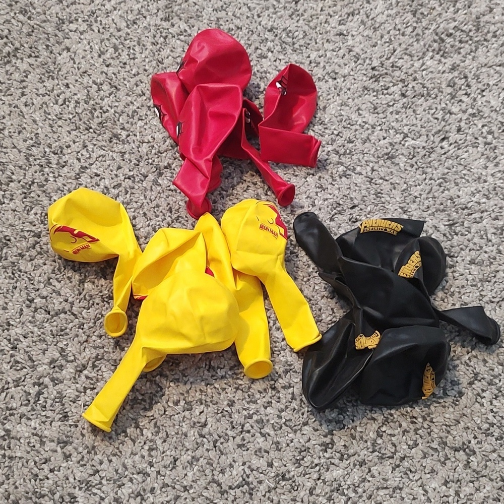 15 count MARVEL Latex Balloons